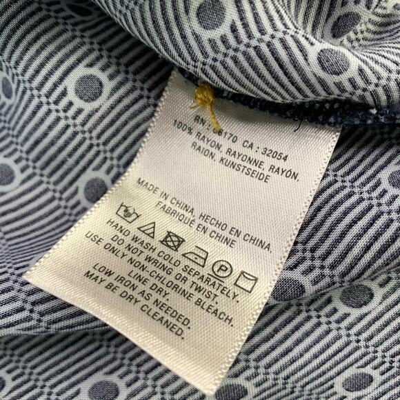 Maeve Anthropologie Button Down Blouse Women’s 6 Gray Geometric Print - Picture 5 of 16